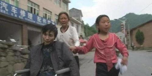 十年后，我回村炸翻全场